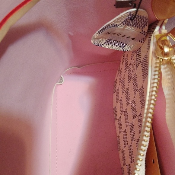 Louis Vuitton handbag - Picture 3 of 7